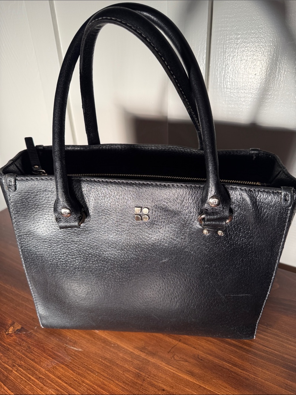 Kate Spade New York Vintage Black Leather Structured Tote Purse Minimalist